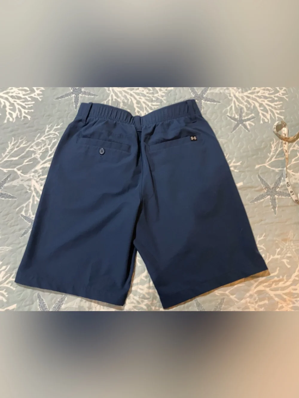 Under Armour size 30 shorts